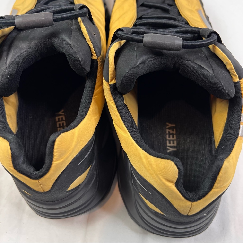 Adidas Yeezy Boost 700 MNVN Honey Flux 779001 Ape 2021 Size 11 L020325 - Picture 6 of 9